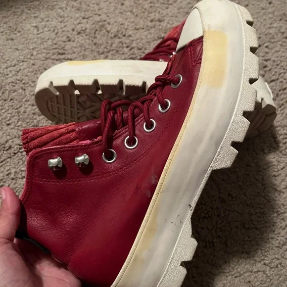 Converse Chuck Taylor All Star Lugged Winter High Leather (Size 6 US Women) - Picture 8 of 10